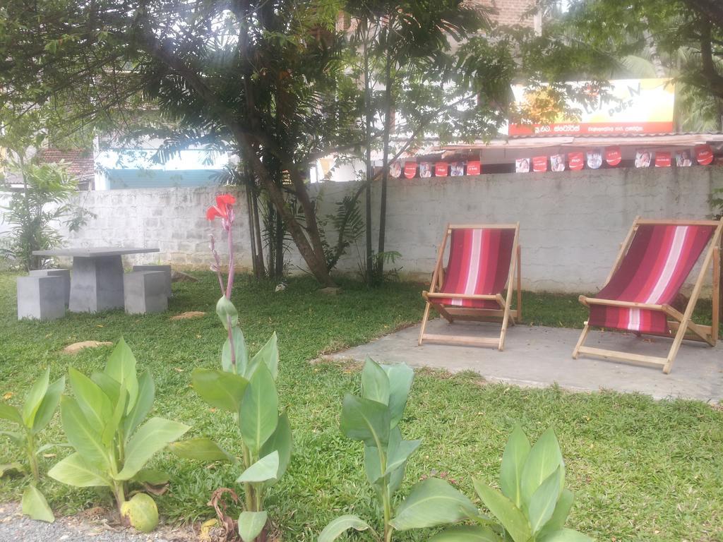 Sunray Villa And Resort Unawatuna Exterior photo